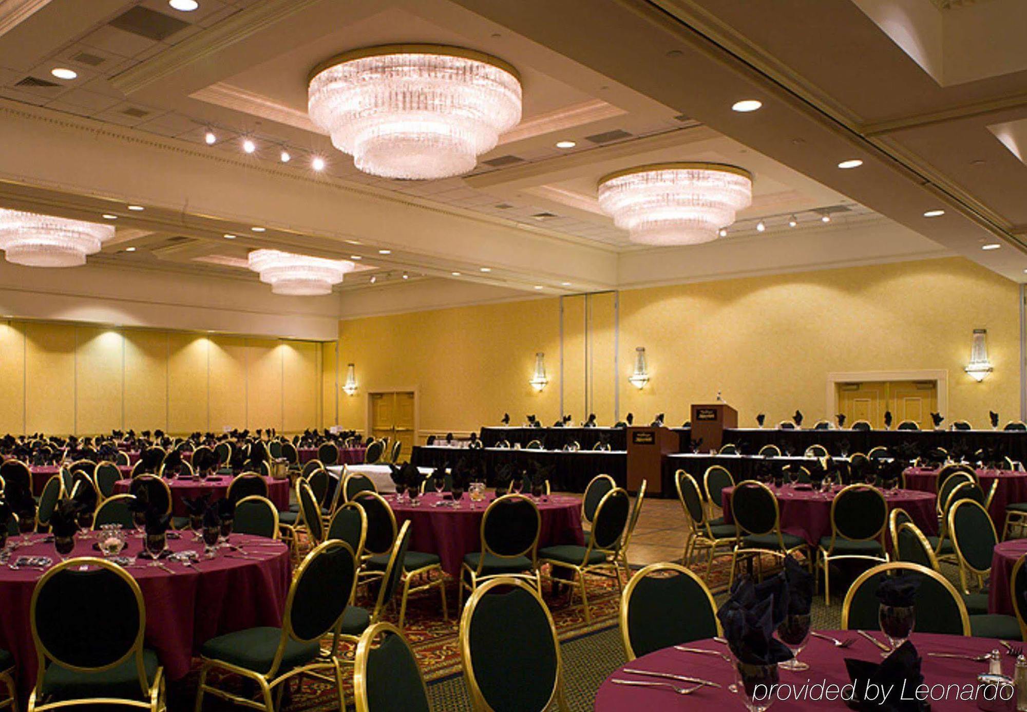 Marriott Albuquerque Hotel Buitenkant foto