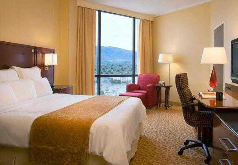 Marriott Albuquerque Hotel Buitenkant foto